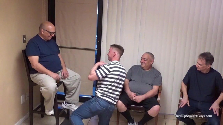 Hard Up Straight Guys: Derek - partea 1