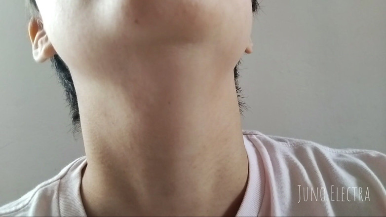 The Antichristrix: Червоні губи велетень голодні до вас, відео від першої особи