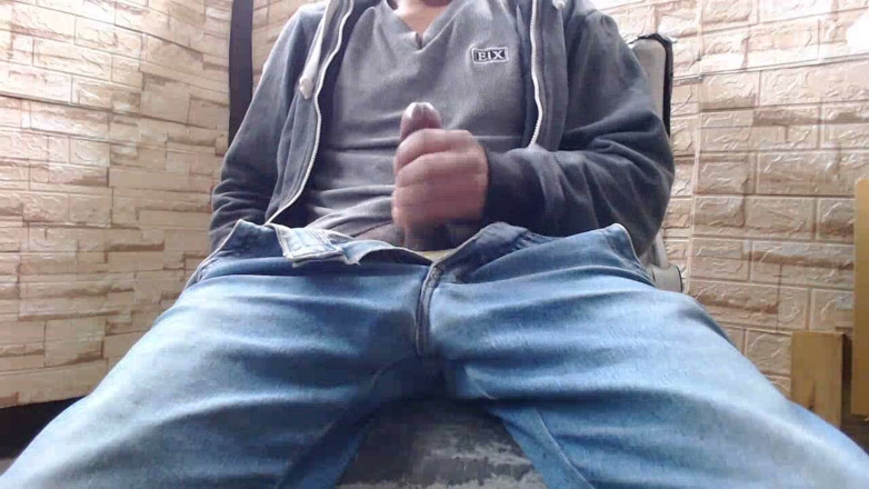 Hornyboy2058: A Soldier Goes a Week Without Ejaculating and Leaves the...
