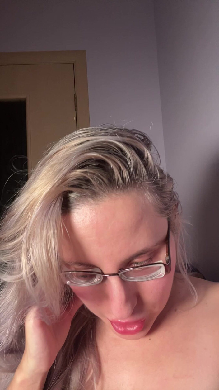FinDom Goaldigger:  Závislost na rtech - oddejte se své peněžence
