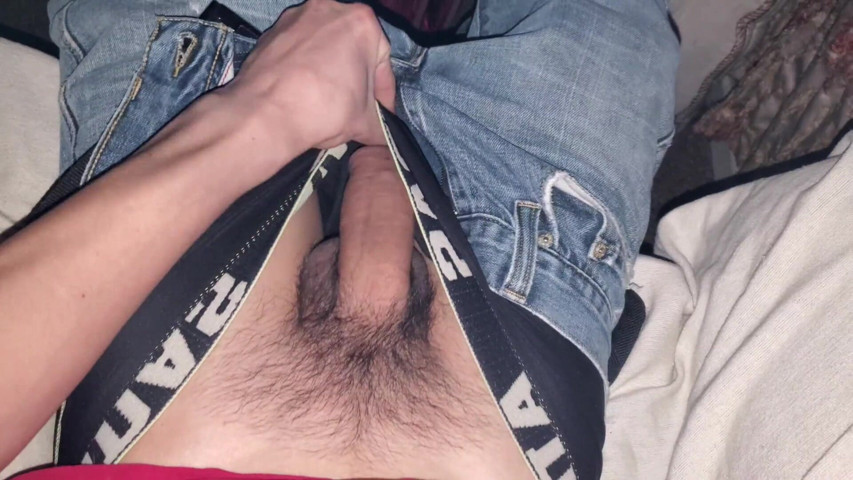 Rubbing Cock in My Boxers (Z twink)