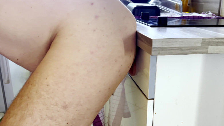 Aimeronds: Anda dapat melakukan dildo sendiri di mana saja
