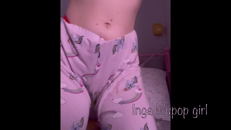Inga lillypop girl: Prezentace těla pro tátu