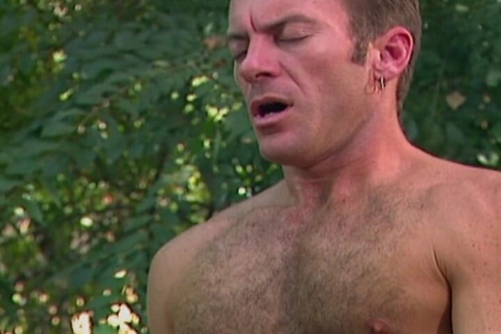 THAGSON RETRO: 金发熟女rosebud在激烈肛交后脱垂挑逗