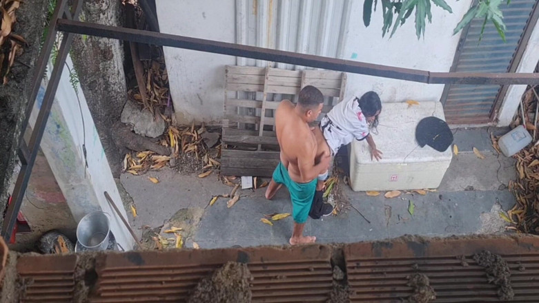 Bebes vagabundas: Teen 18yo