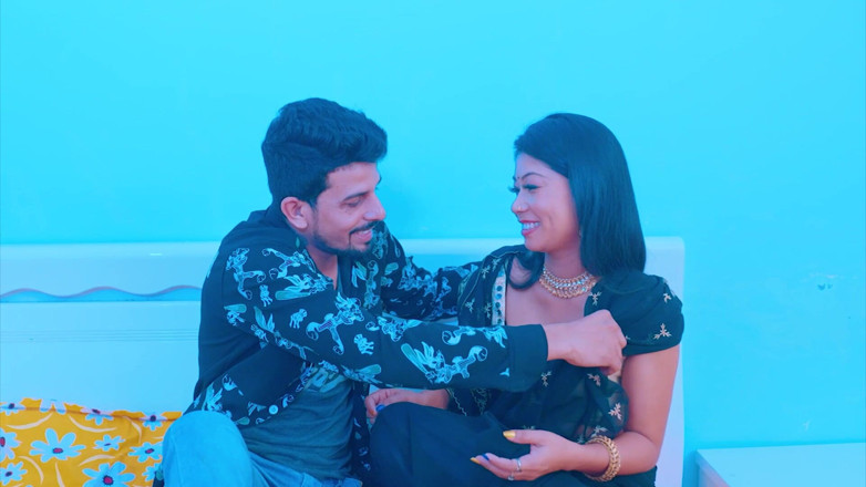 Cobblah Studio: Slim india si è goduta la sua prima notte amatoriale con...
