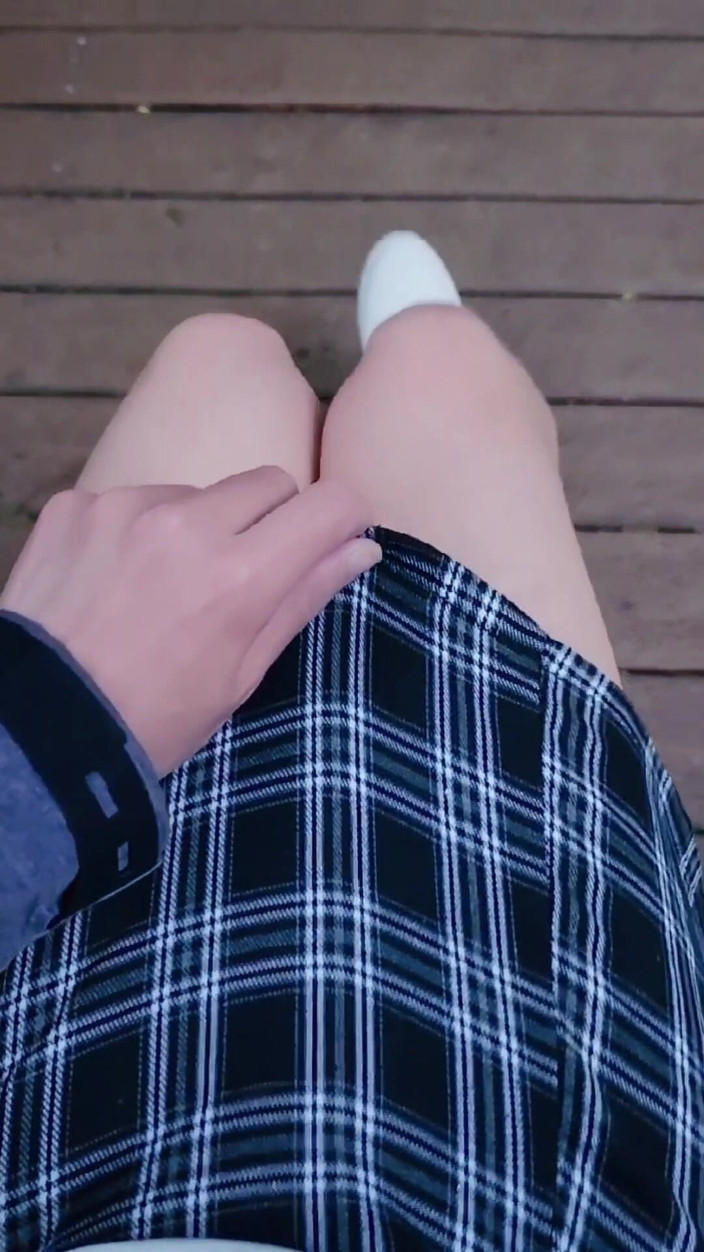 Taiwancdgirl: Crossdresser Tingxuan vystupuje venku, nosí bílé krajkové spodní prádlo pro čistý...