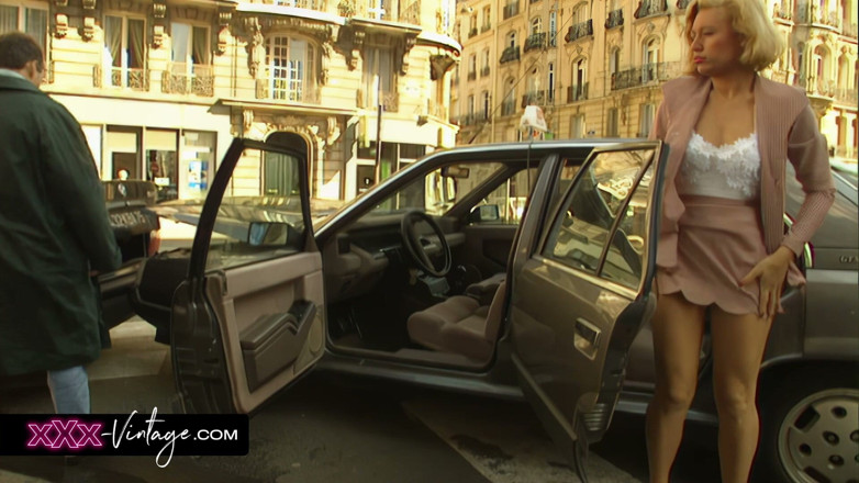XXX-Vintage: Călărire anală cu taxiul