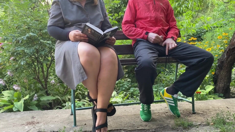 OurFetishLife: Moje nevlastní matka mi pomáhá připravit se na zkoušku literatury