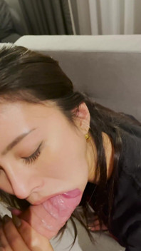 Asian Goddess Rae Lil Black Worships My Feet Before Fucking