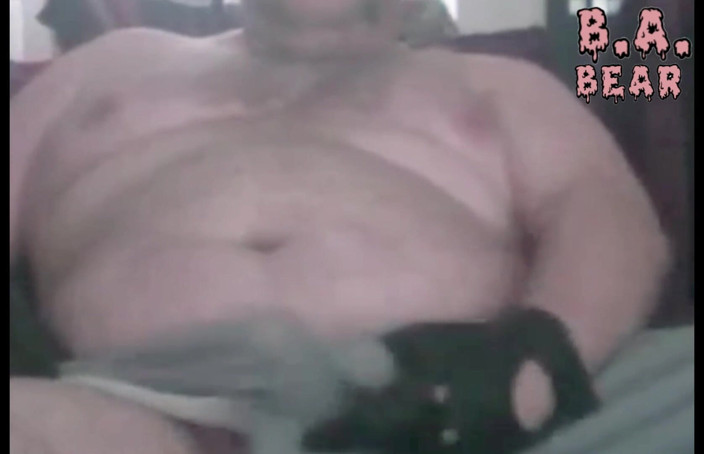 B A Bear: Stepdaddy Wanks in His Black Leather Gloves