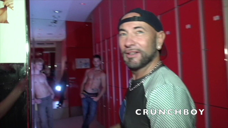 HARD FUCKER FROM MADRID: Twink відтрахана в громадській сауні