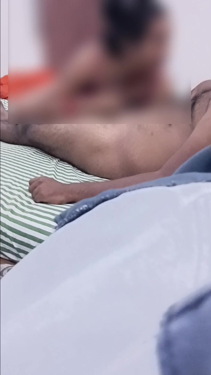Puja9088: 보지를 핑키로 빨아주는 거유 밀프