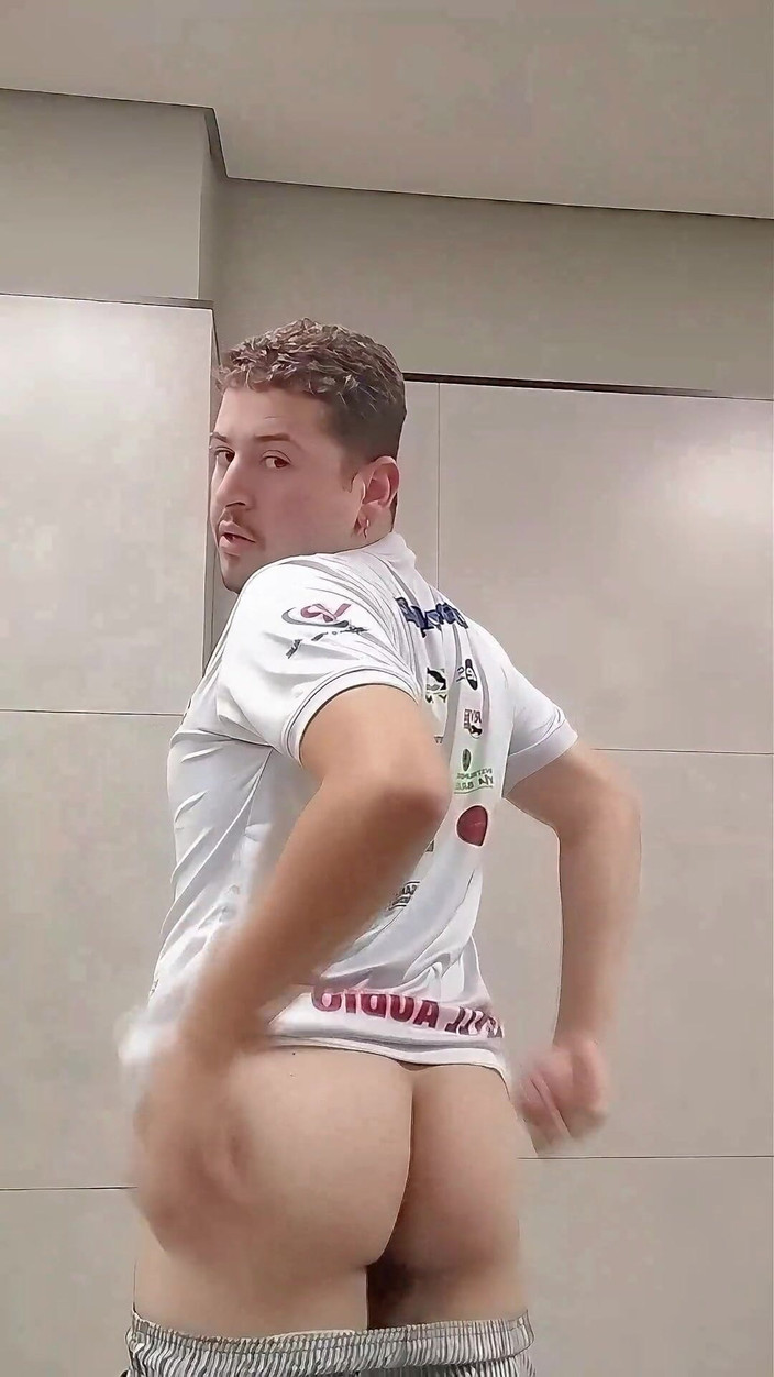 Marcosninfo: Ich Wurde Fast Vom Vigilanten Erwischt, Wie Er Auf Der Öffentlichen...