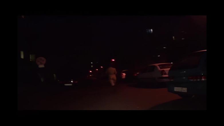 Galaxy Orgy: – Sokakta tamamen çıplak