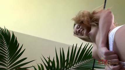 ATKIngdom Fans: Masturbating Hollie Mack reaching orgasm at casting
