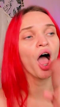 Liberty_xo erotický tanec a kouření