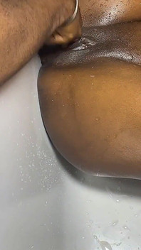 Noel Baba banyoda sokak kedisi sert sikiyor