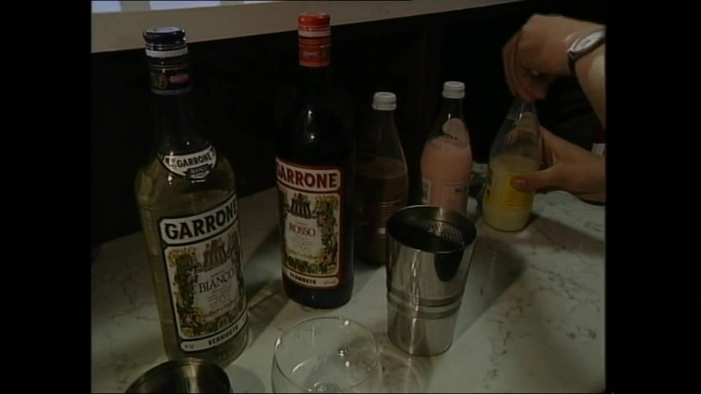 DEUTSCHLAND PORNO TV - our best full movie: Blonďatá nadržená děvka sála tvrdého ptáka, než ji ošukal