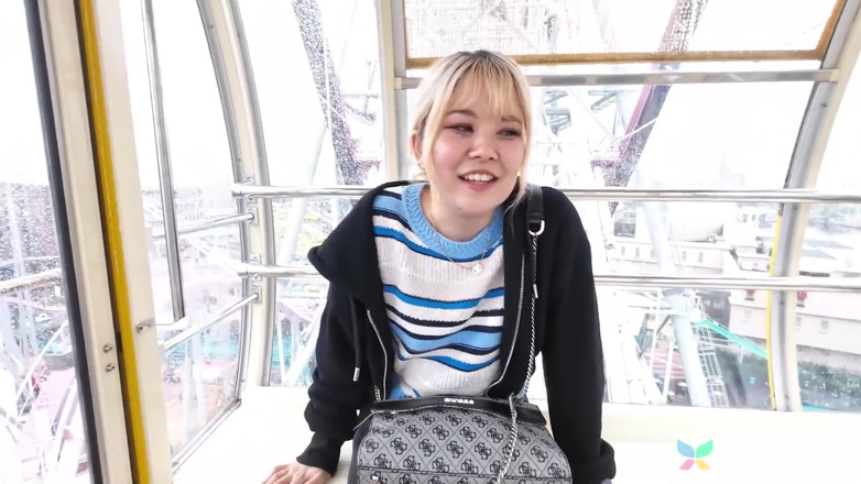 Tenshigao: Temu janji sudut pandangan pertama dengan si blonde kecil molek...