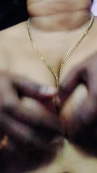 Mohini esposa compartilhando sexo indiano