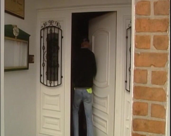 Purzel: Mamele sexy de la școală veche sunt futute, își ling pizdele și își bagă...