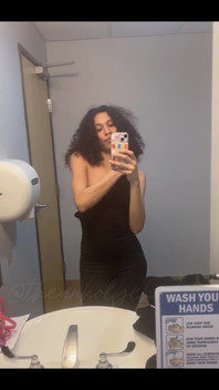 Desperate Public Pissing Ugh