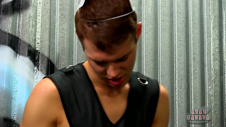 Bare Twinks: A Very Freaky Fourway From Raw 2