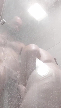 The hotel shower
