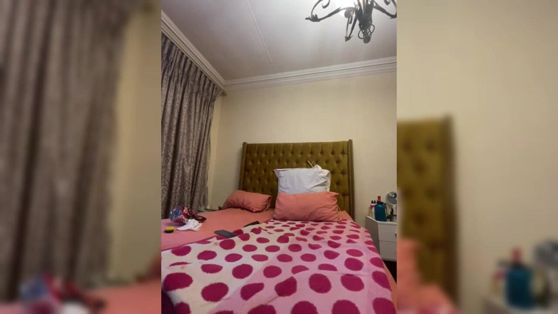 Legendary Booty Overdose: Awek Eboni dengan tetek MILF montel bertetek besar disembah &amp; melancap
