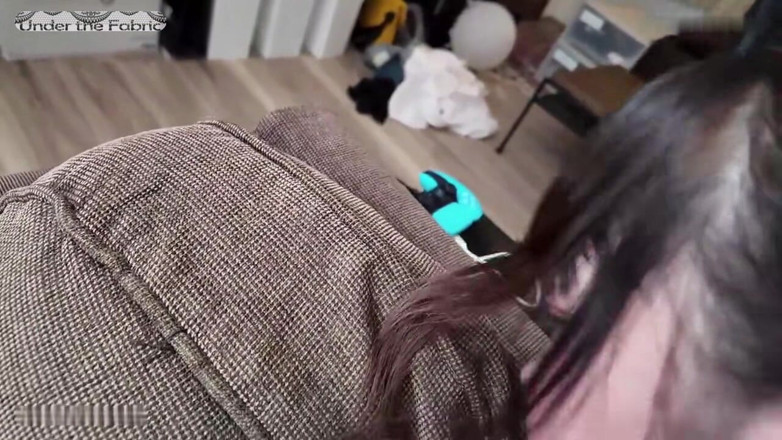 The Sexual Issues: Opportunità cosplayer tettona - un look popolare, lavoro secondaria a pagamento,...