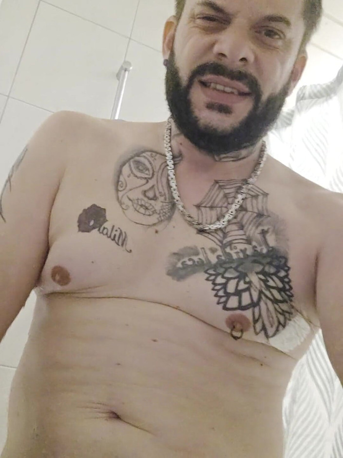 Dirty big Mike: 대사정