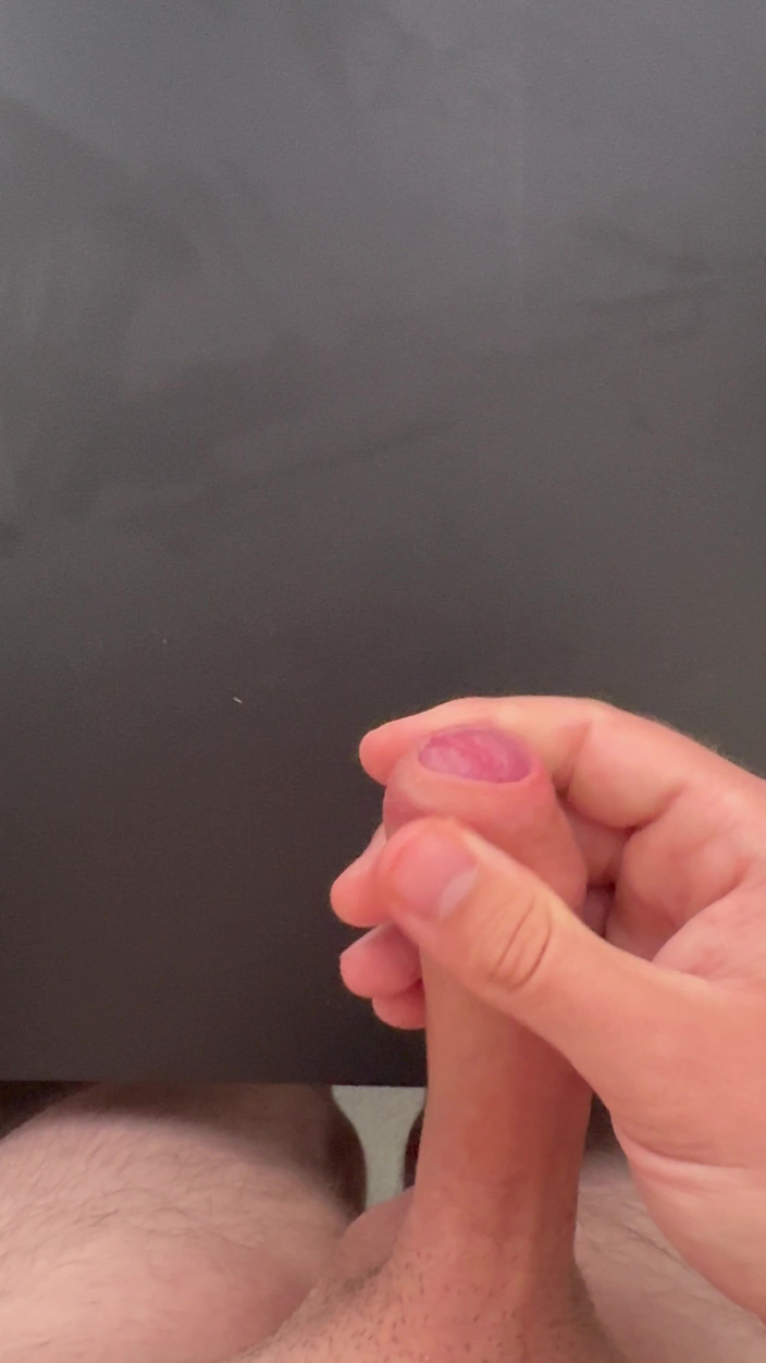 SoloEdgeMaster: Detailní masturbace s velkým čůrákem s velkým výstřikem