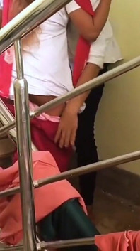 College Ki Siri Me Chup Chupke Desi Chudai Video Hua Viral
