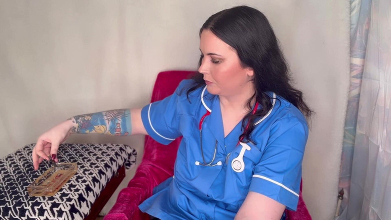 MissFFW: Enfermeira Ffw não se importa de não fumar