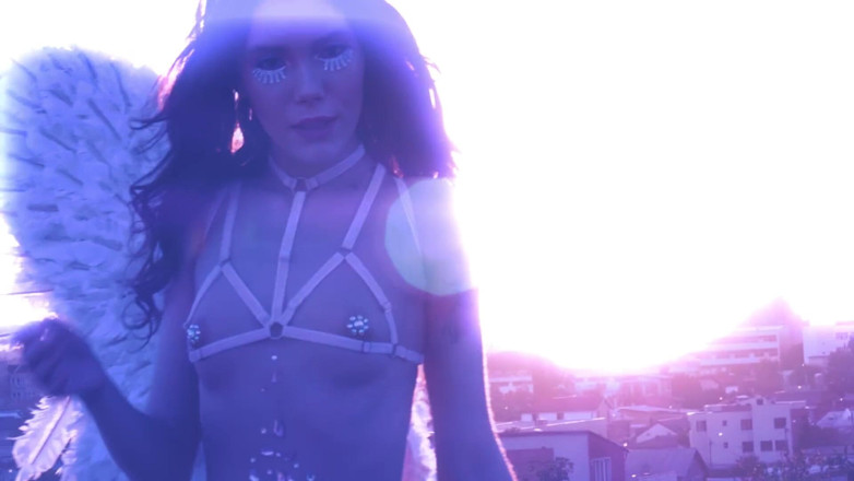 Pink Lights Entertainment: Your baby pearl angel 2