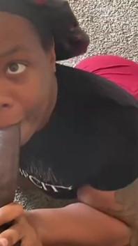 Blowjob selamba di Bonnet: Ft Tsunami Mami