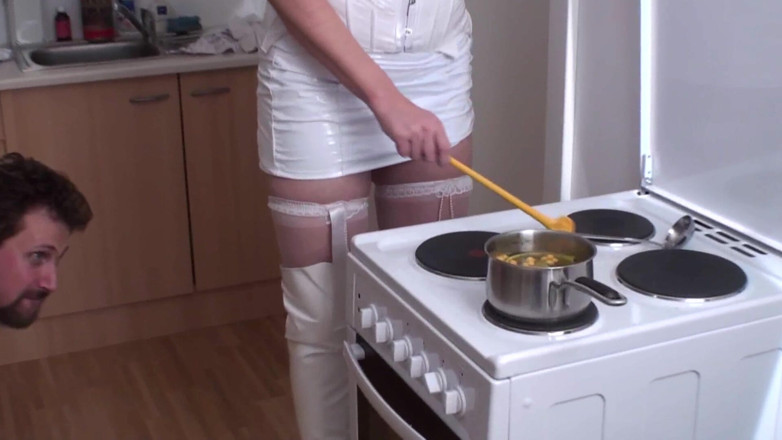 Foot Girls: Cooking Piss Broth Served