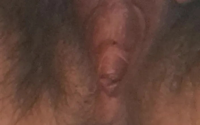 Mommy big hairy pussy: Butt Plug Bottom View