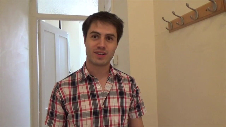 BAREBACKERS FROM LONDON: Twink Carlos Fama maxnece angle tarafından ham kullanılıyor