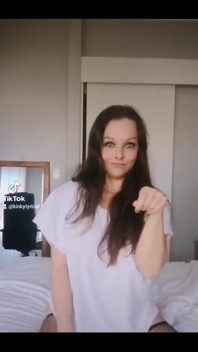 718043880267722752.mp4