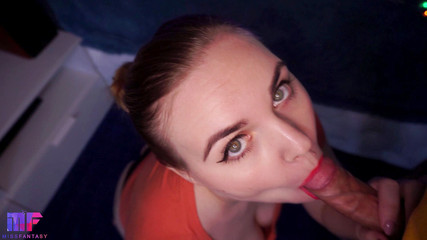 Miss Fantasy: Roztomilá slečna Fantasy nejlepší kouření