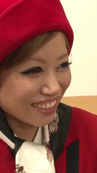 This Cute Japanese Girl Finally Gets a Chance to Play with Her Pussy All Alone.
