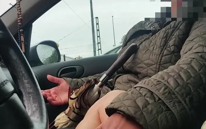 Carlsa48: granny touch my cock
