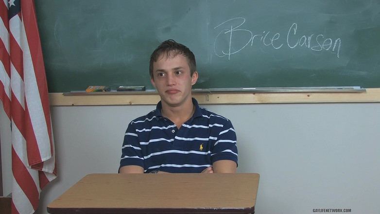 Teach Twinks: 丰满的可爱女郎Britce carson聊天