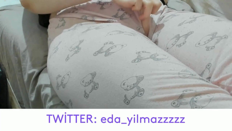 bigass_sexy_bigboobs: Camel Toe- Pi̇jamayla Masturbasyon- Kabarmiş Am- Şi̇şmi̇ş Am- Büyük Am- Turk...