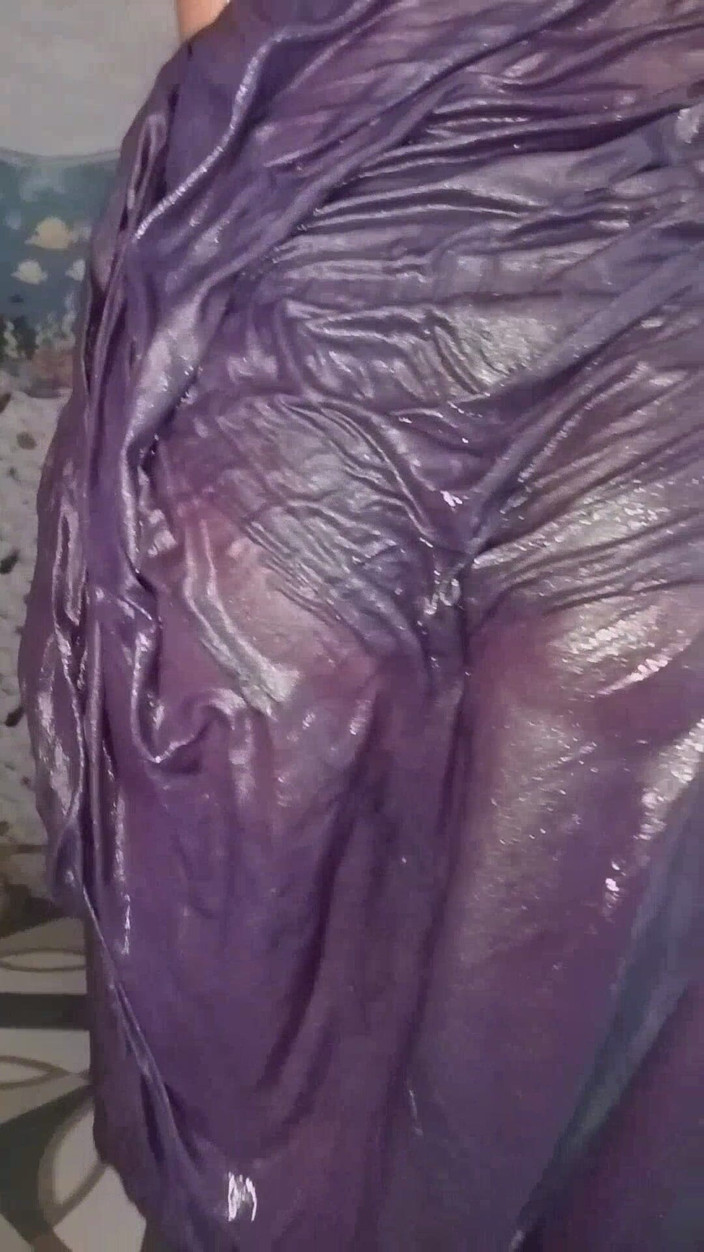 Ankurpriya000: Новое видео купания Priya в Petticoat - горячее купание