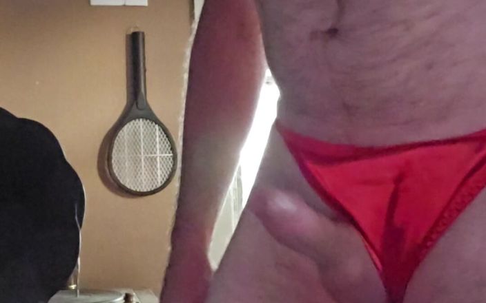 Fantasies in Lingerie: Kırmızı külotumla biraz oyun zamanının tadını çıkarıyorum