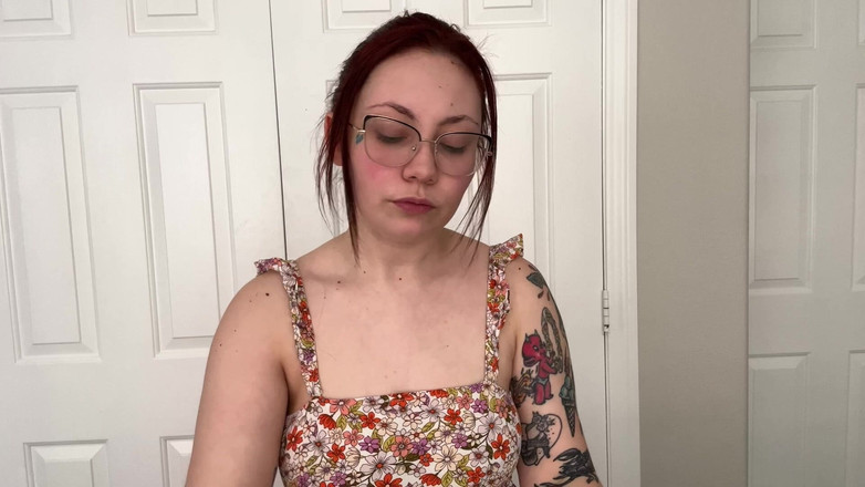 Lenna Lux: Camilan menyusutku