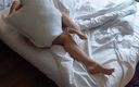 Selena 70: Amateur blonde rijpe vrouw Selena naakt wakker maken van seks